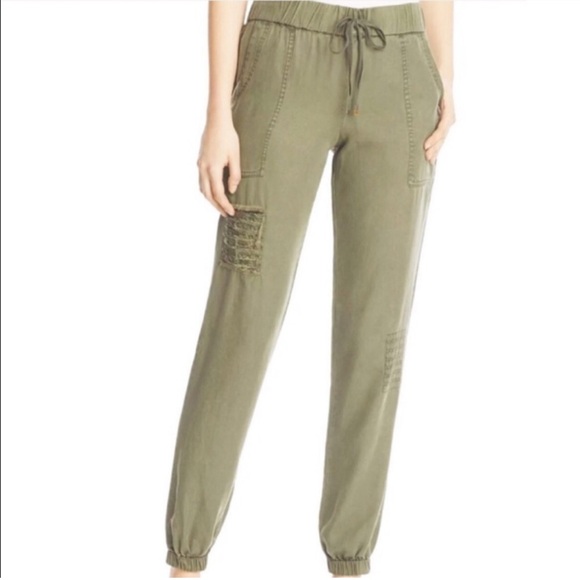 On The Road • Olive Green Distressed Jogger Pants • Size Medium - Picture 1 of 12